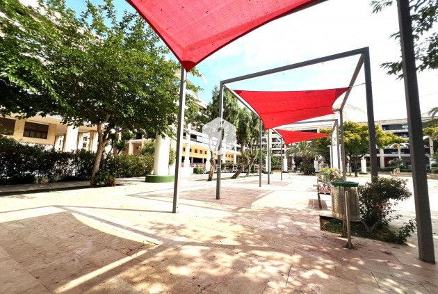 Tweedehands - Appartement / flat -
Guardamar del Segura - Pueblo