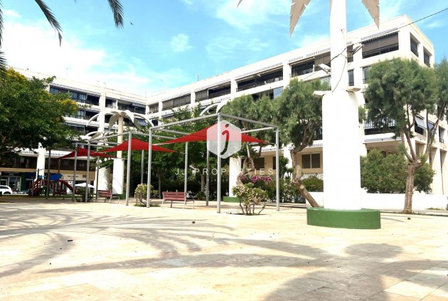 Tweedehands - Appartement / flat -
Guardamar del Segura - Pueblo