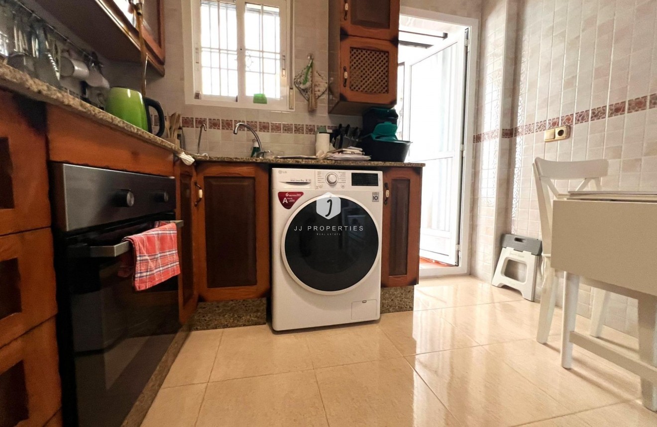 Z drugiej ręki - Mieszkanie w bloku -
Orihuela Costa - Lomas De Cabo Roig-los Dolses