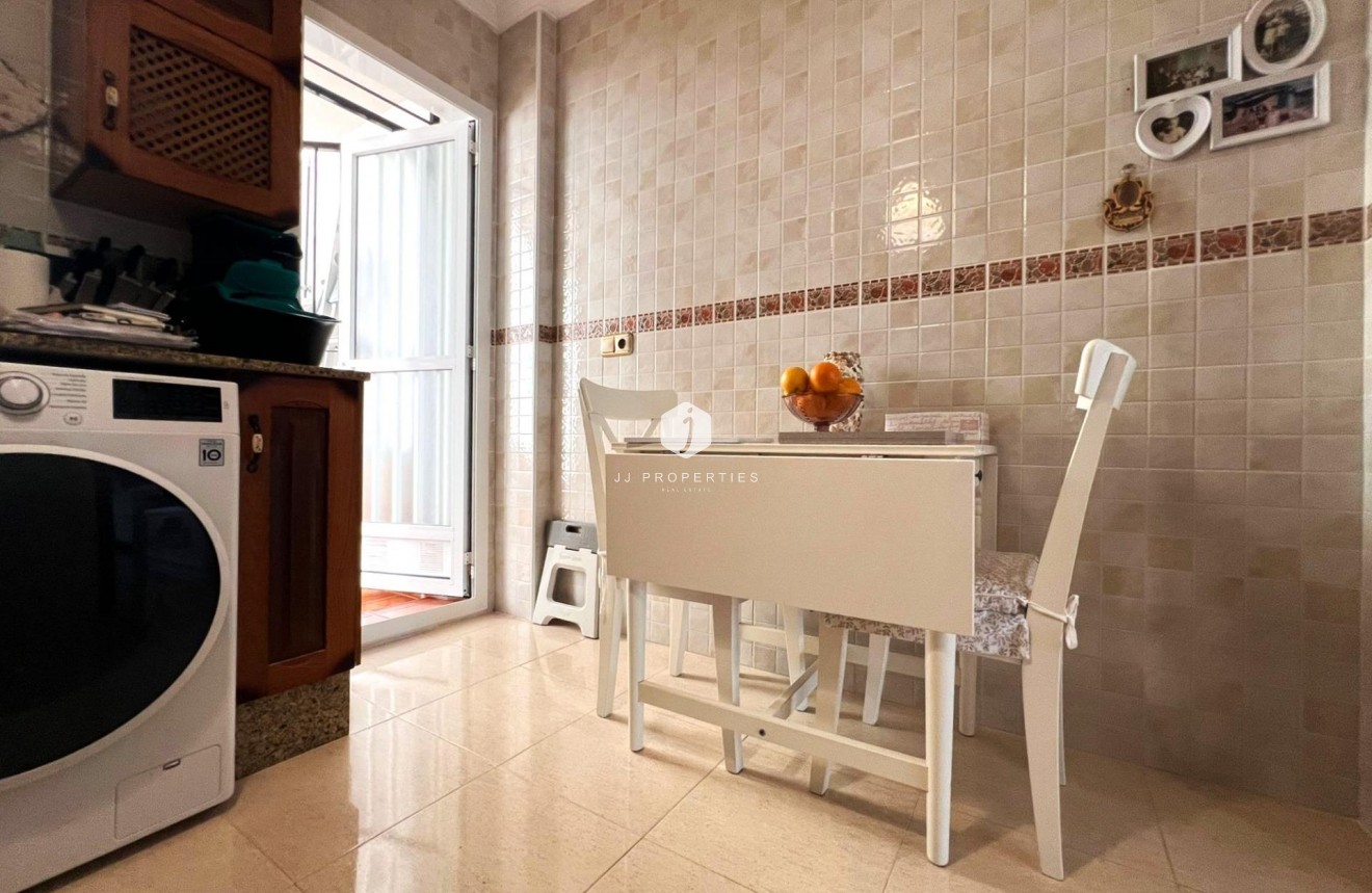 Z drugiej ręki - Mieszkanie w bloku -
Orihuela Costa - Lomas De Cabo Roig-los Dolses