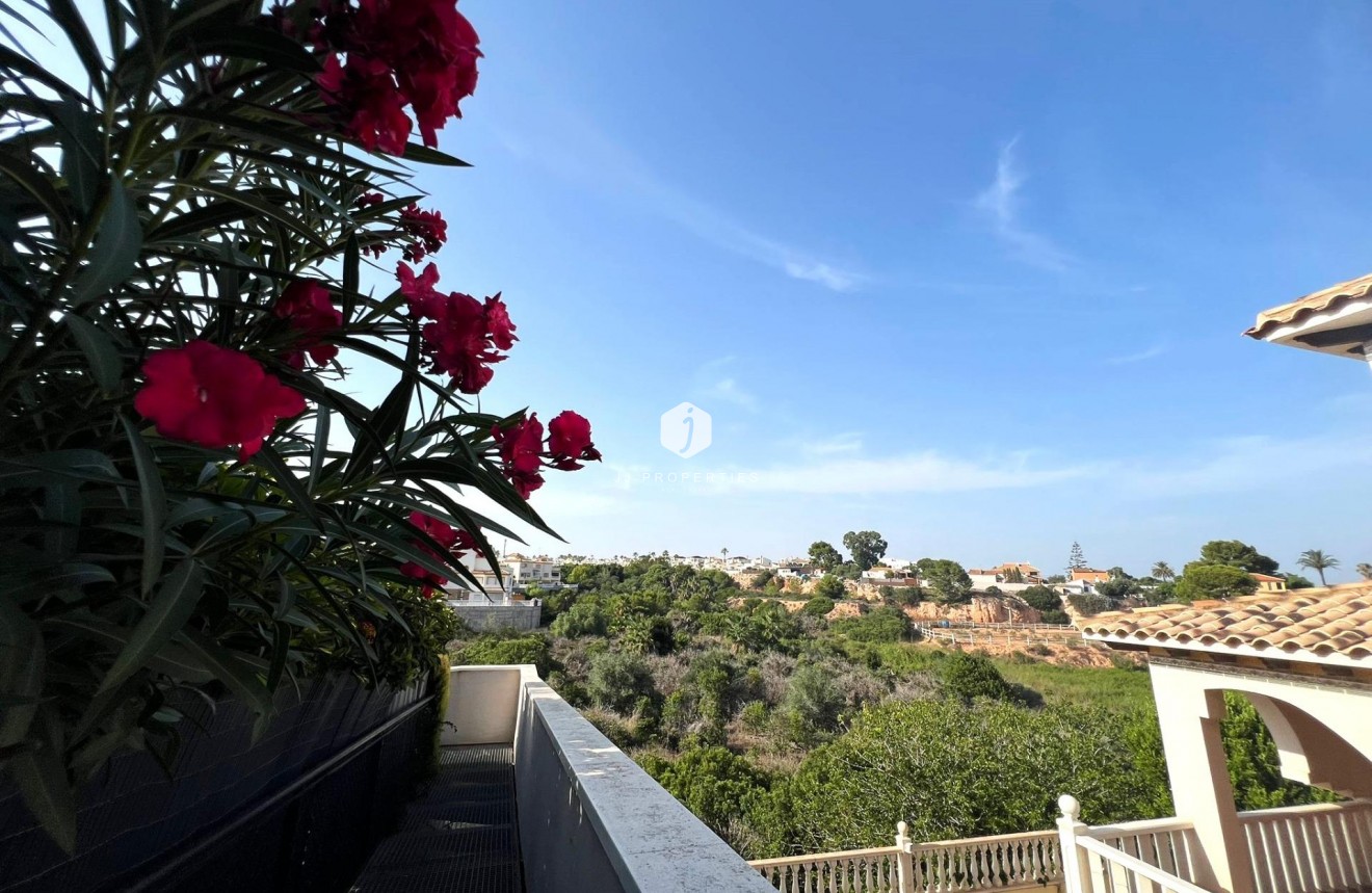 Z drugiej ręki - Mieszkanie w bloku -
Orihuela Costa - Lomas De Cabo Roig-los Dolses