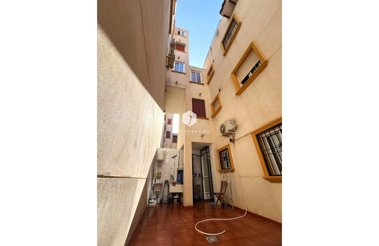 Z drugiej ręki - Mieszkanie w bloku -
Orihuela Costa - Lomas De Cabo Roig-los Dolses