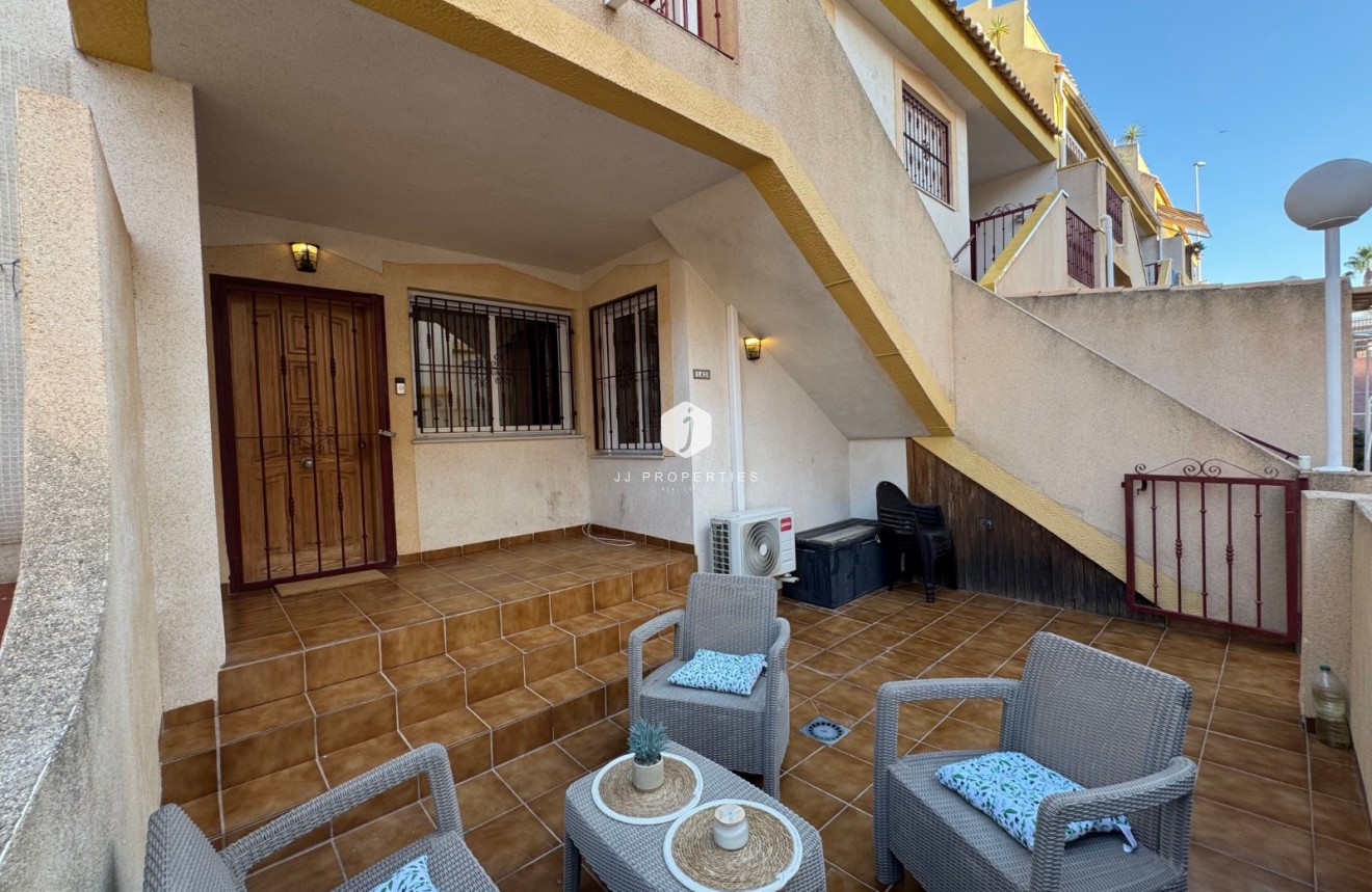 Tweedehands - Appartement / flat -
La Zenia - Costa Blanca