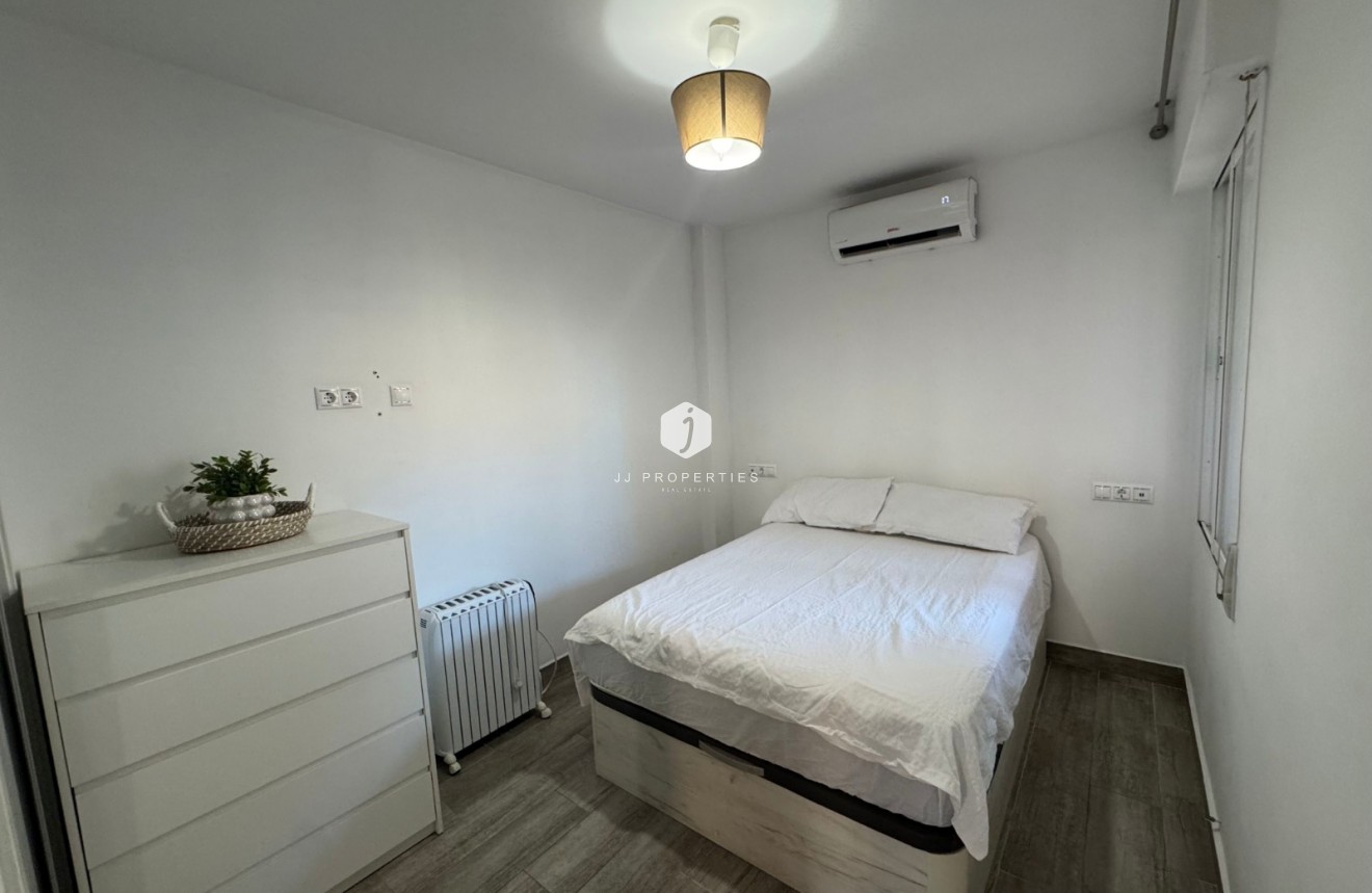 Tweedehands - Appartement / flat -
La Zenia - Costa Blanca