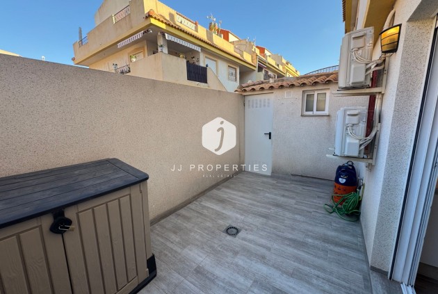 Tweedehands - Appartement / flat -
La Zenia - Costa Blanca
