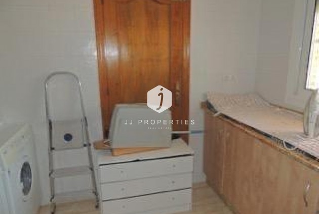 Resale - Villa -
Catral