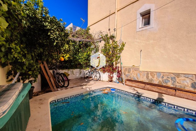 Tweedehands - Chalet -
San Miguel de Salinas - Inland