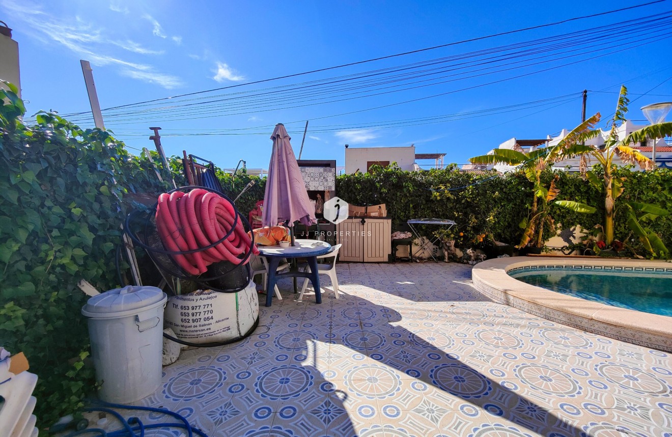 Tweedehands - Chalet -
San Miguel de Salinas - Inland