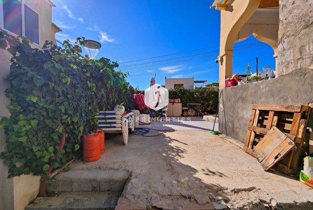 Tweedehands - Chalet -
San Miguel de Salinas - Inland