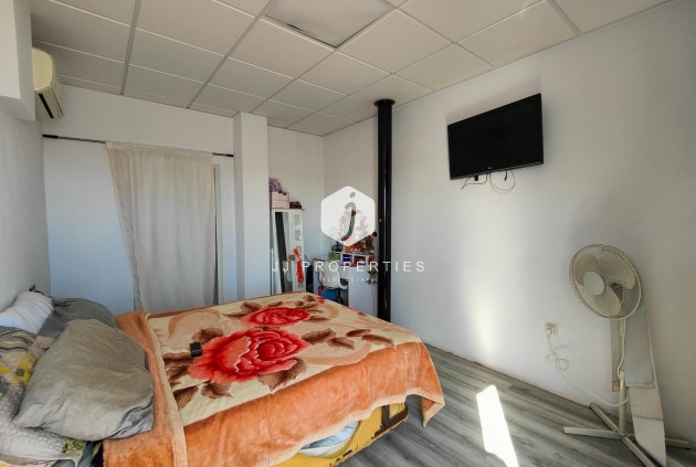 Tweedehands - Chalet -
San Miguel de Salinas - Inland