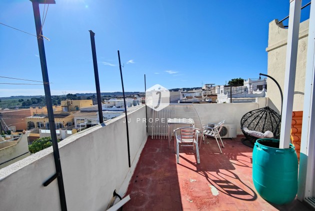 Tweedehands - Chalet -
San Miguel de Salinas - Inland