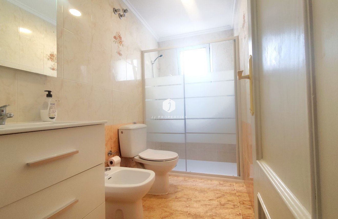 Tweedehands - Penthouse -
Torrevieja - Costa Blanca