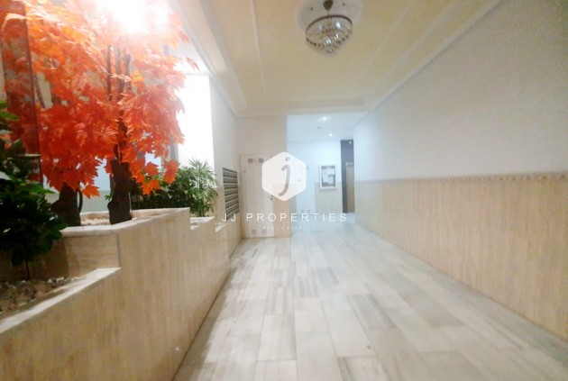 Tweedehands - Penthouse -
Torrevieja - Costa Blanca