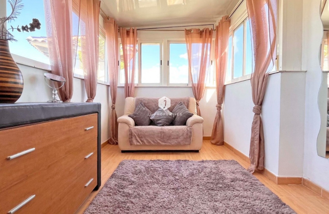 Tweedehands - Villa -
Orihuela Costa - Costa Blanca