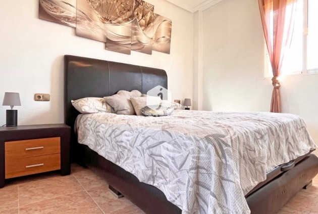 Tweedehands - Villa -
Orihuela Costa - Costa Blanca