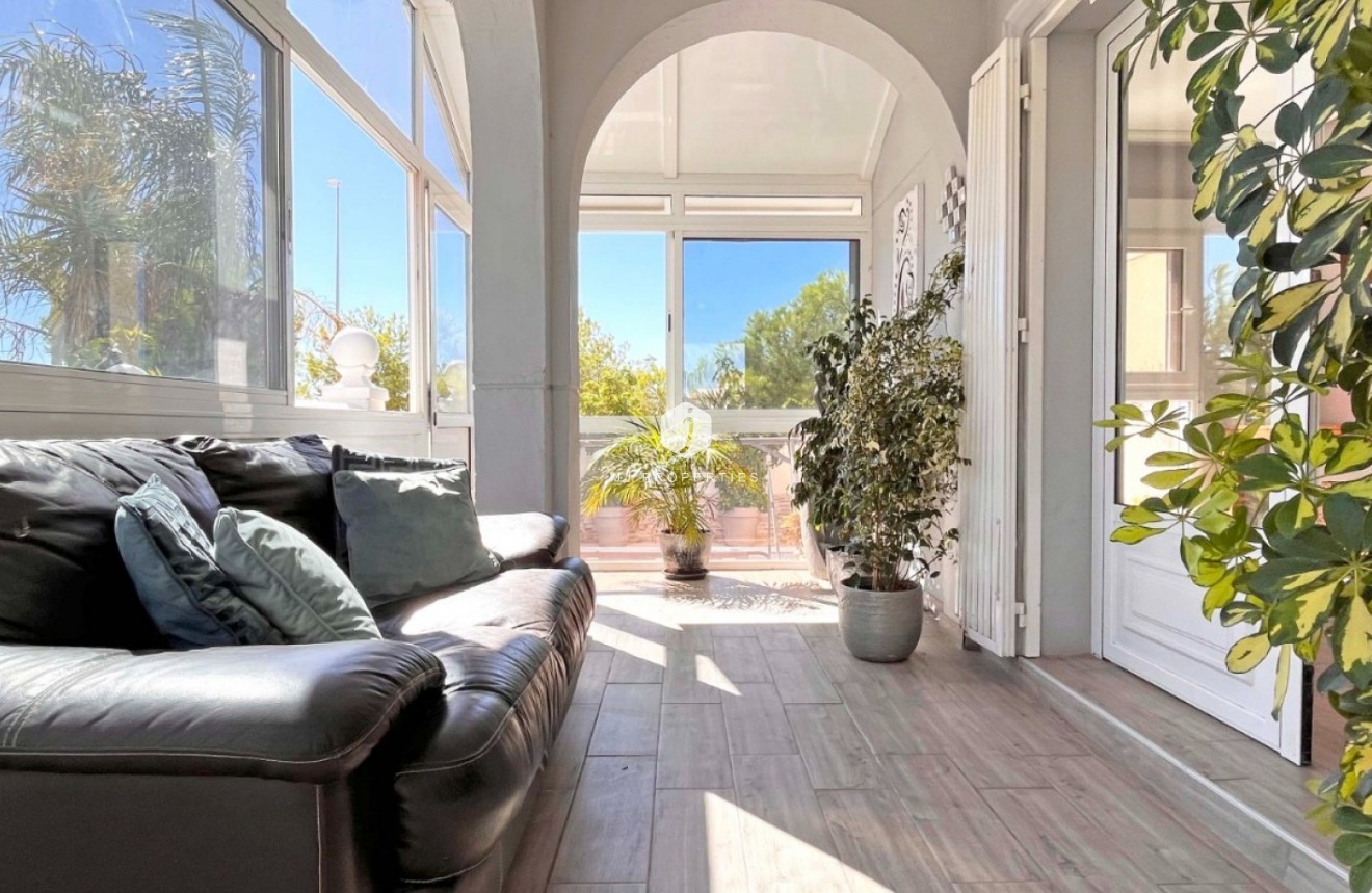 Tweedehands - Villa -
Orihuela Costa - Costa Blanca