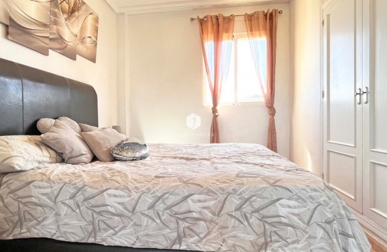 Tweedehands - Villa -
Orihuela Costa - Costa Blanca