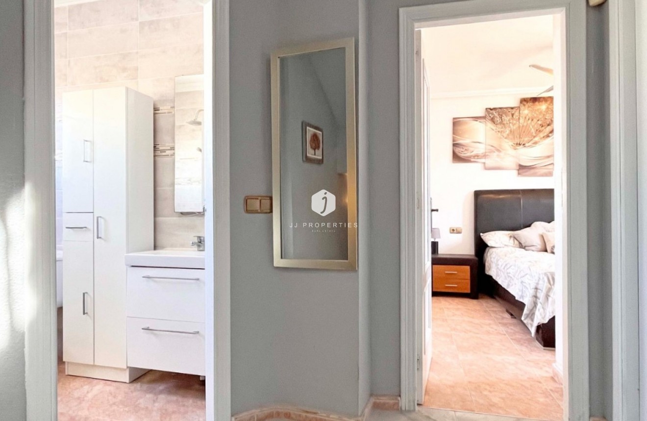 Tweedehands - Villa -
Orihuela Costa - Costa Blanca