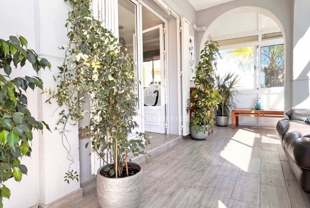 Tweedehands - Villa -
Orihuela Costa - Costa Blanca