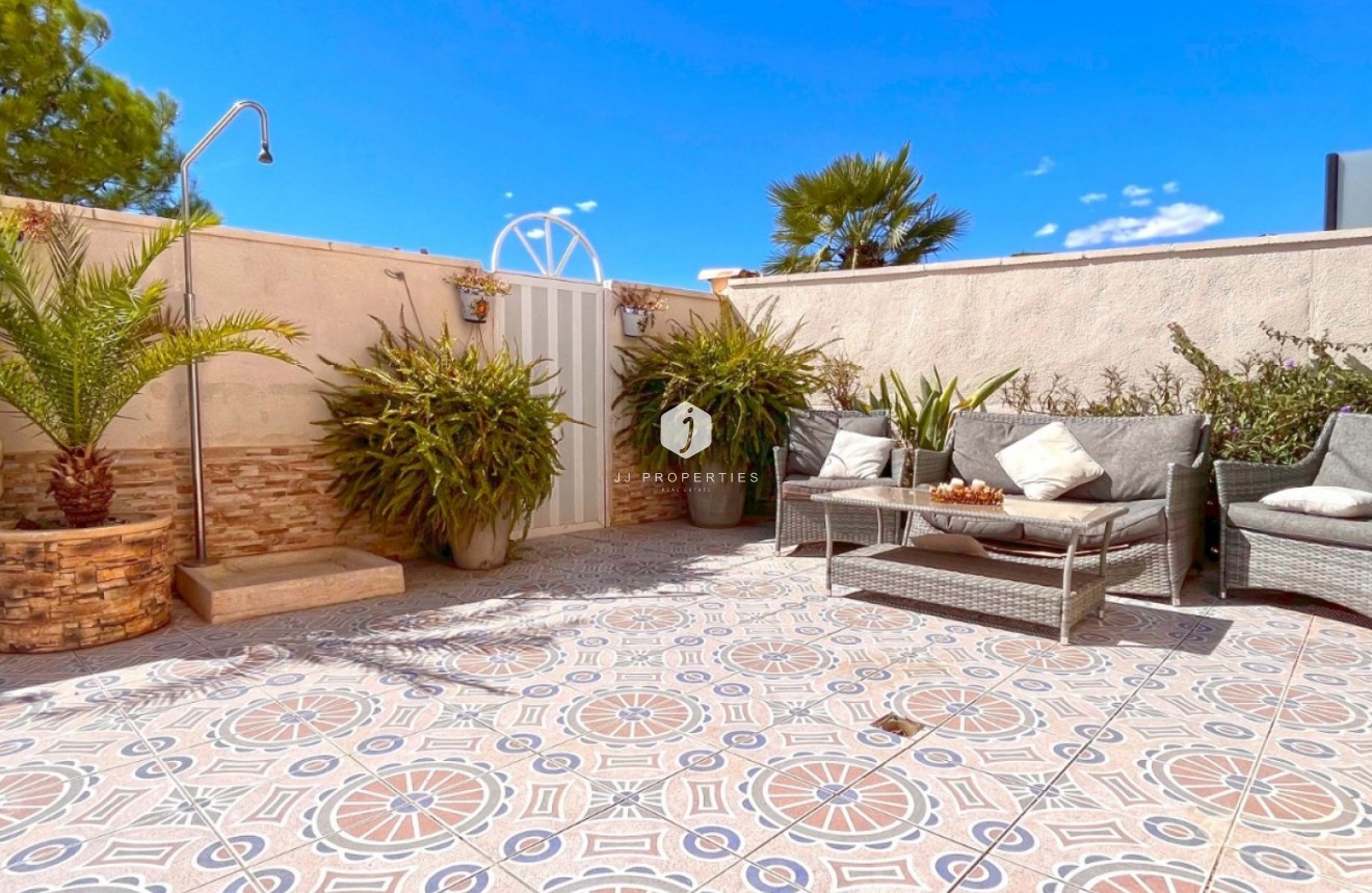 Tweedehands - Villa -
Orihuela Costa - Costa Blanca