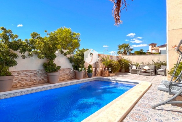 Tweedehands - Villa -
Orihuela Costa - Costa Blanca