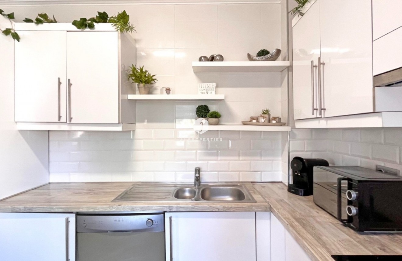 Tweedehands - Villa -
Orihuela Costa - Costa Blanca