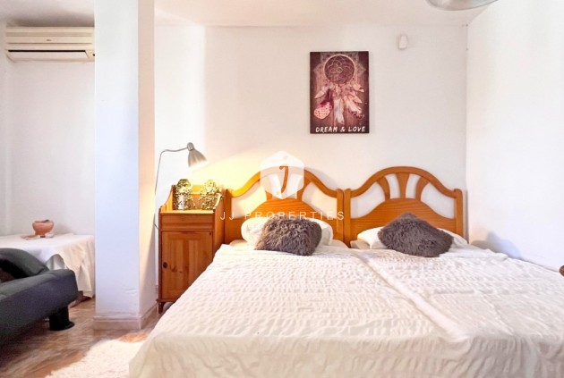 Tweedehands - Villa -
Orihuela Costa - Costa Blanca