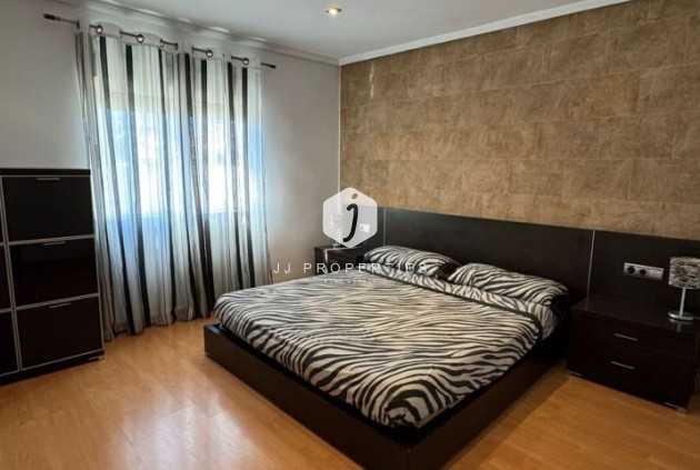 Tweedehands - Villa -
Torrevieja - Costa Blanca