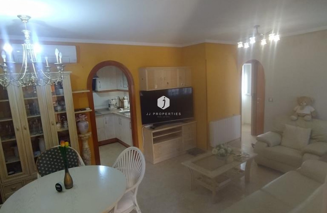 Tweedehands - Chalet -
Torrevieja - AGUAS NUEVAS 25