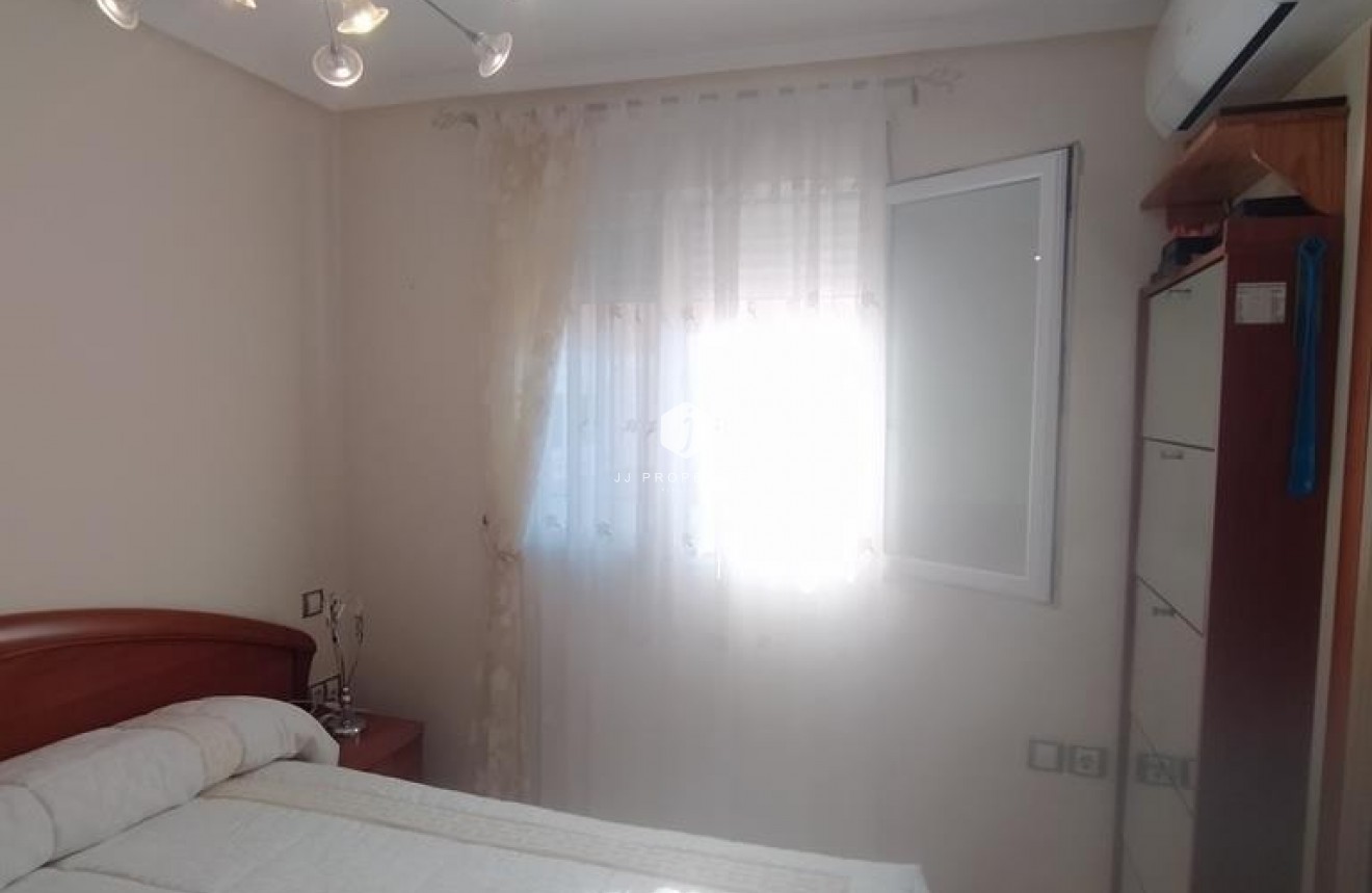 Tweedehands - Chalet -
Torrevieja - AGUAS NUEVAS 25