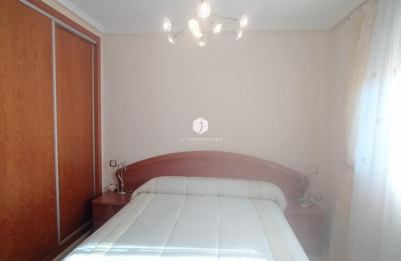 Tweedehands - Chalet -
Torrevieja - AGUAS NUEVAS 25