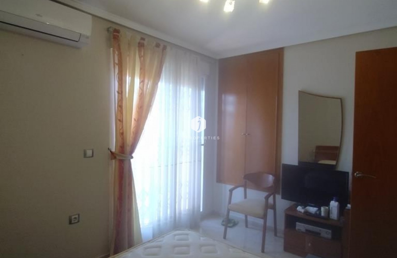 Tweedehands - Chalet -
Torrevieja - AGUAS NUEVAS 25