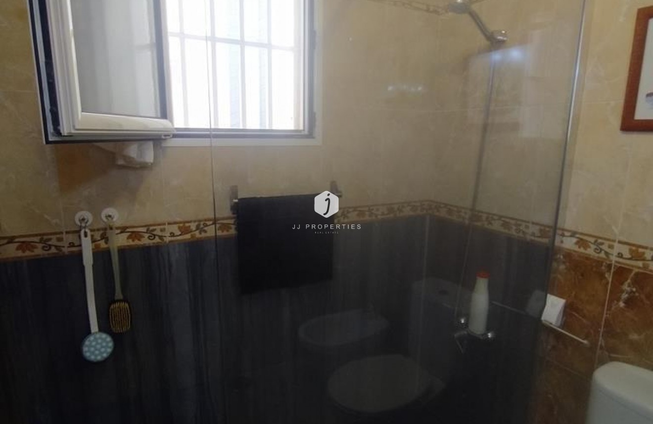 Tweedehands - Chalet -
Torrevieja - AGUAS NUEVAS 25