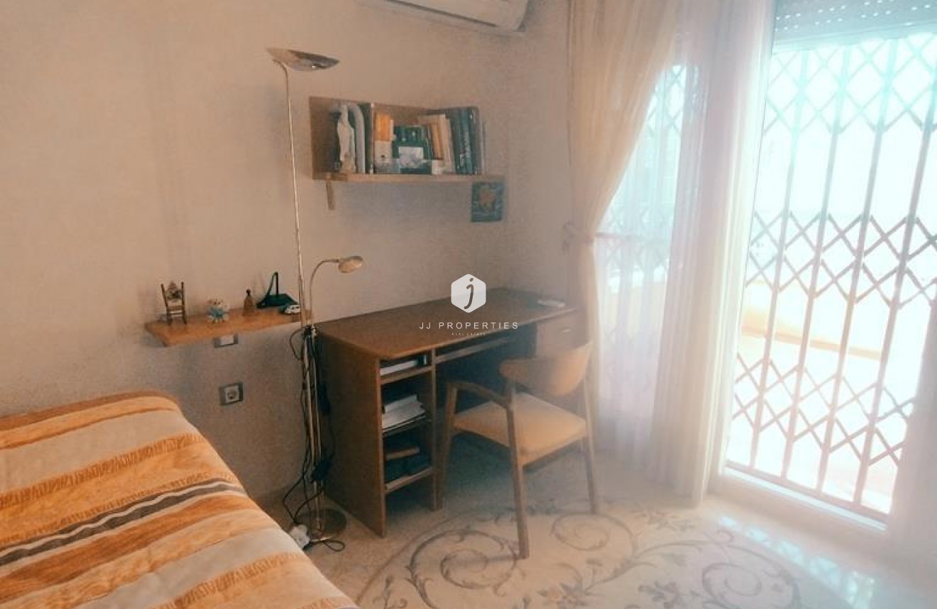 Tweedehands - Chalet -
Torrevieja - AGUAS NUEVAS 25