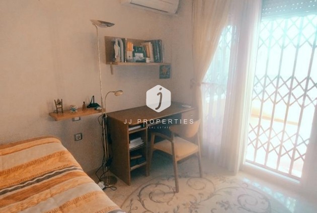 Tweedehands - Chalet -
Torrevieja - AGUAS NUEVAS 25