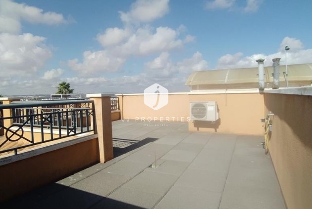 Tweedehands - Chalet -
Torrevieja - AGUAS NUEVAS 25