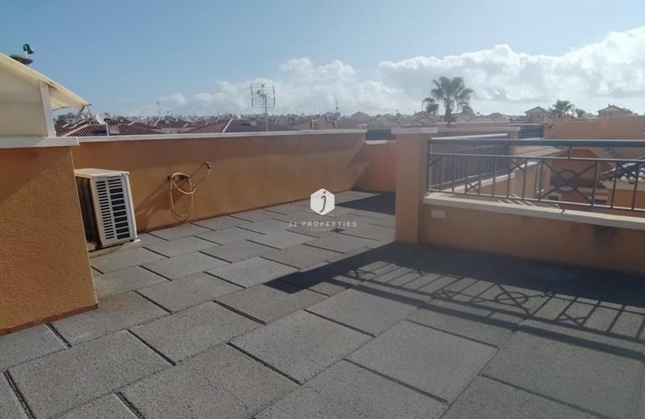 Tweedehands - Chalet -
Torrevieja - AGUAS NUEVAS 25