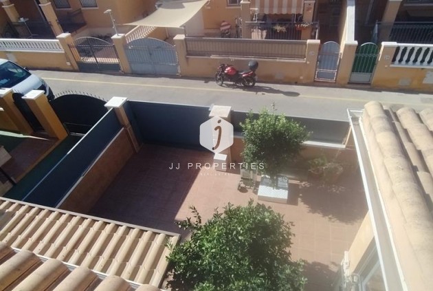 Tweedehands - Chalet -
Torrevieja - AGUAS NUEVAS 25