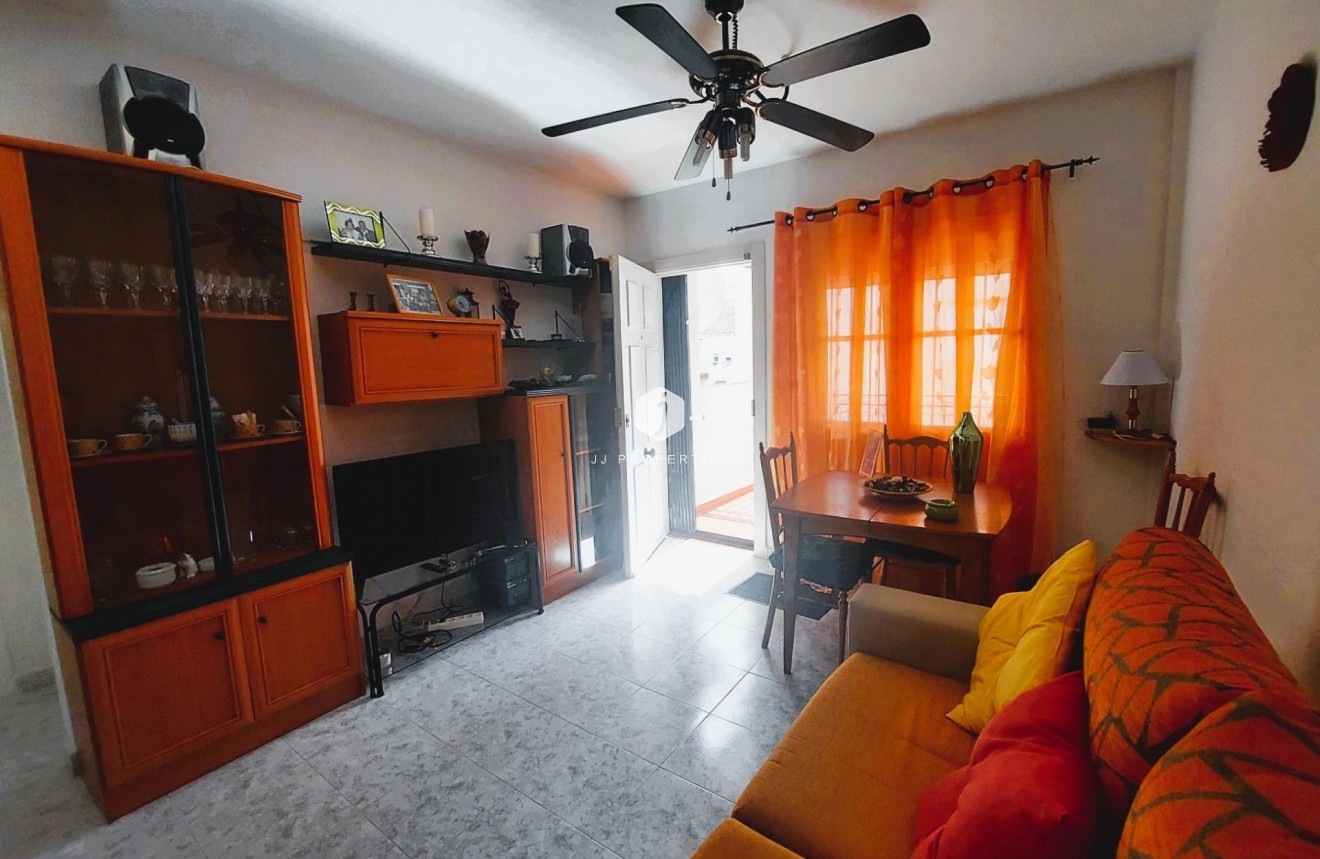 Tweedehands - Bungalow -
Orihuela Costa - Costa Blanca