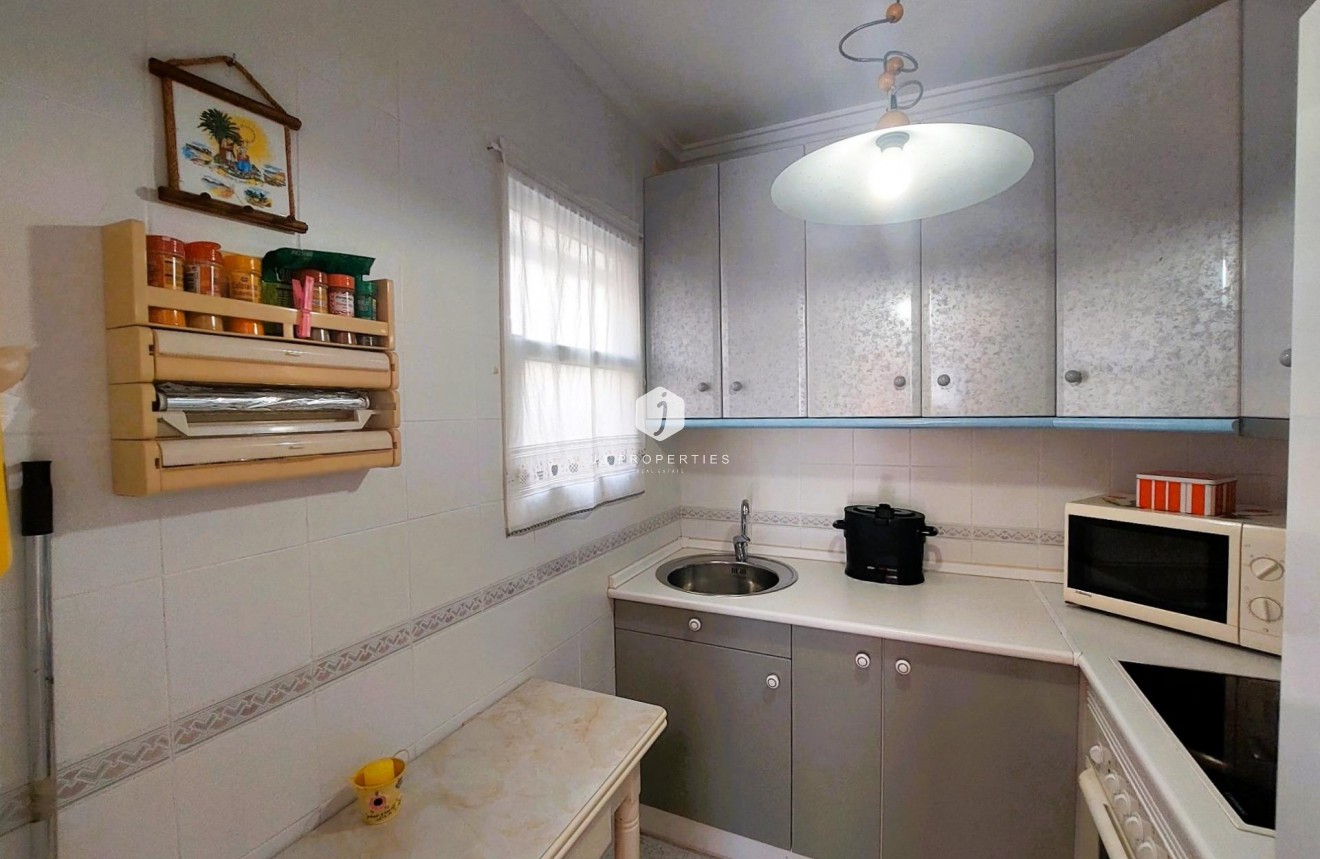 Tweedehands - Bungalow -
Orihuela Costa - Costa Blanca