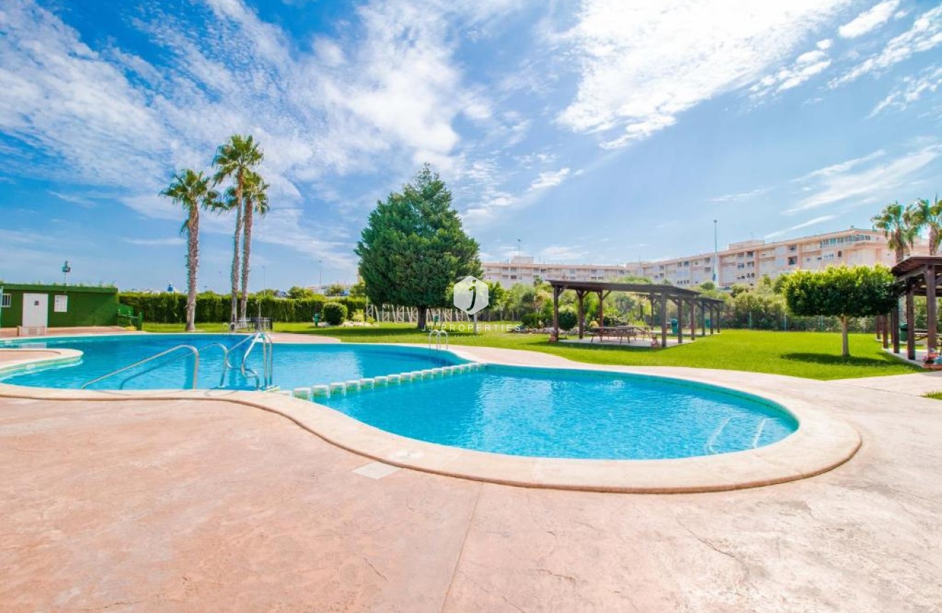 Tweedehands - Bungalow -
Torrevieja - Costa Blanca