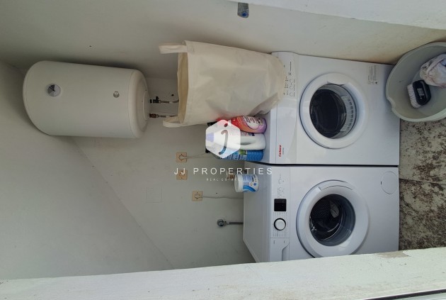 Z drugiej ręki - Daszek -
San Miguel de Salinas - Inland