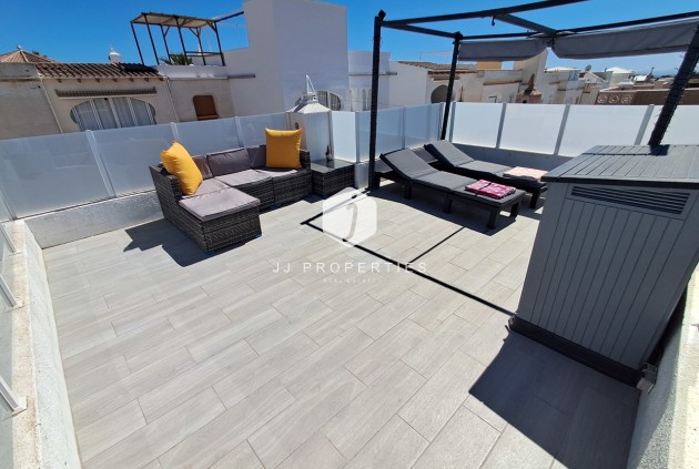 Z drugiej ręki - Daszek -
San Miguel de Salinas - Inland