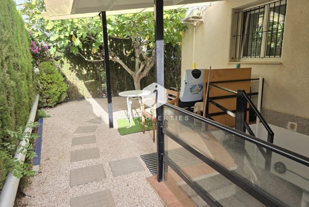 Resale - Villa -
Orihuela Costa - Playa Flamenca