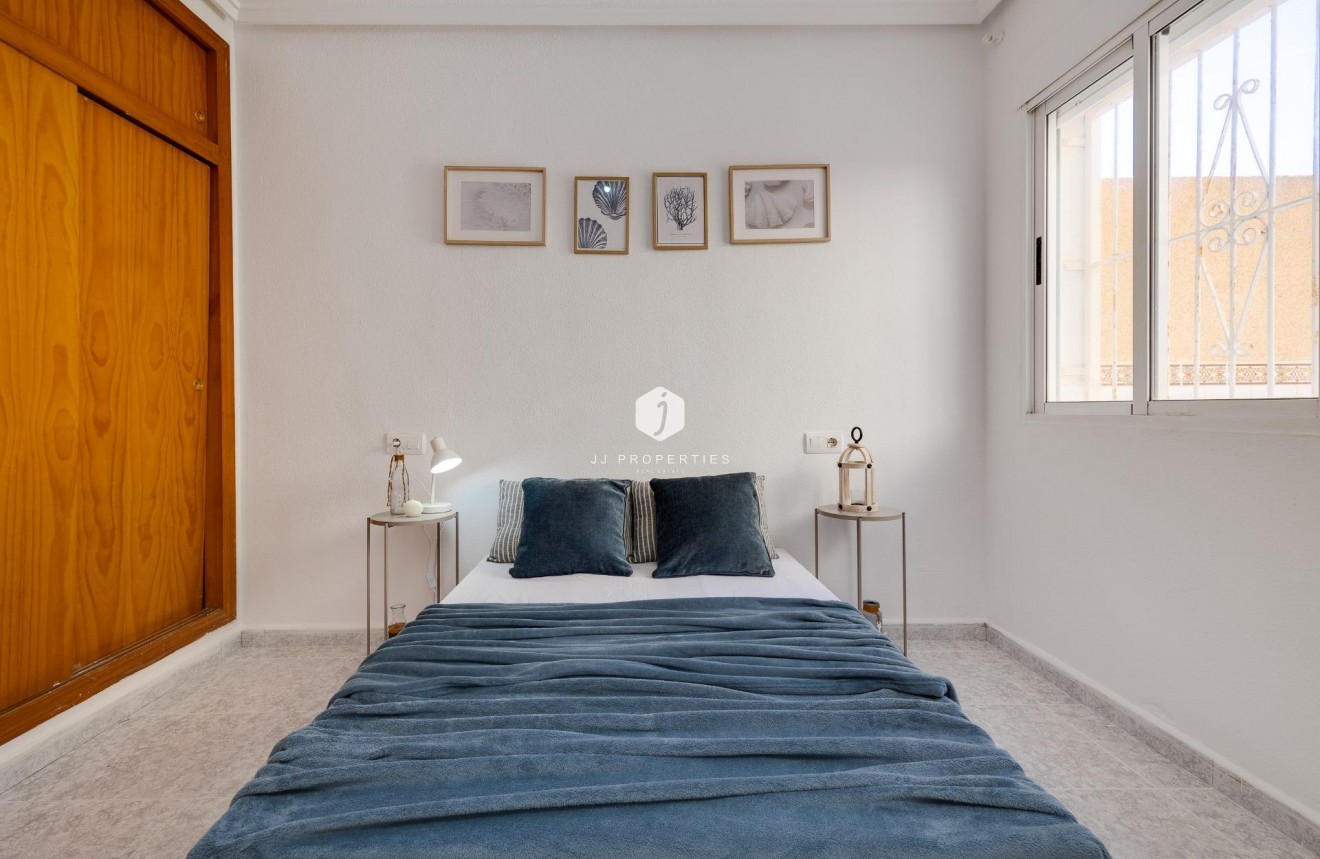 Tweedehands - Bungalow -
Torrevieja - Los Frutales