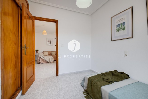 Tweedehands - Bungalow -
Torrevieja - Los Frutales