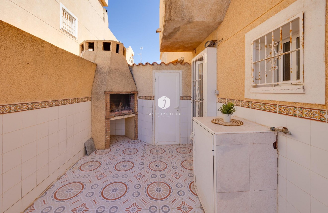 Tweedehands - Bungalow -
Torrevieja - Los Frutales