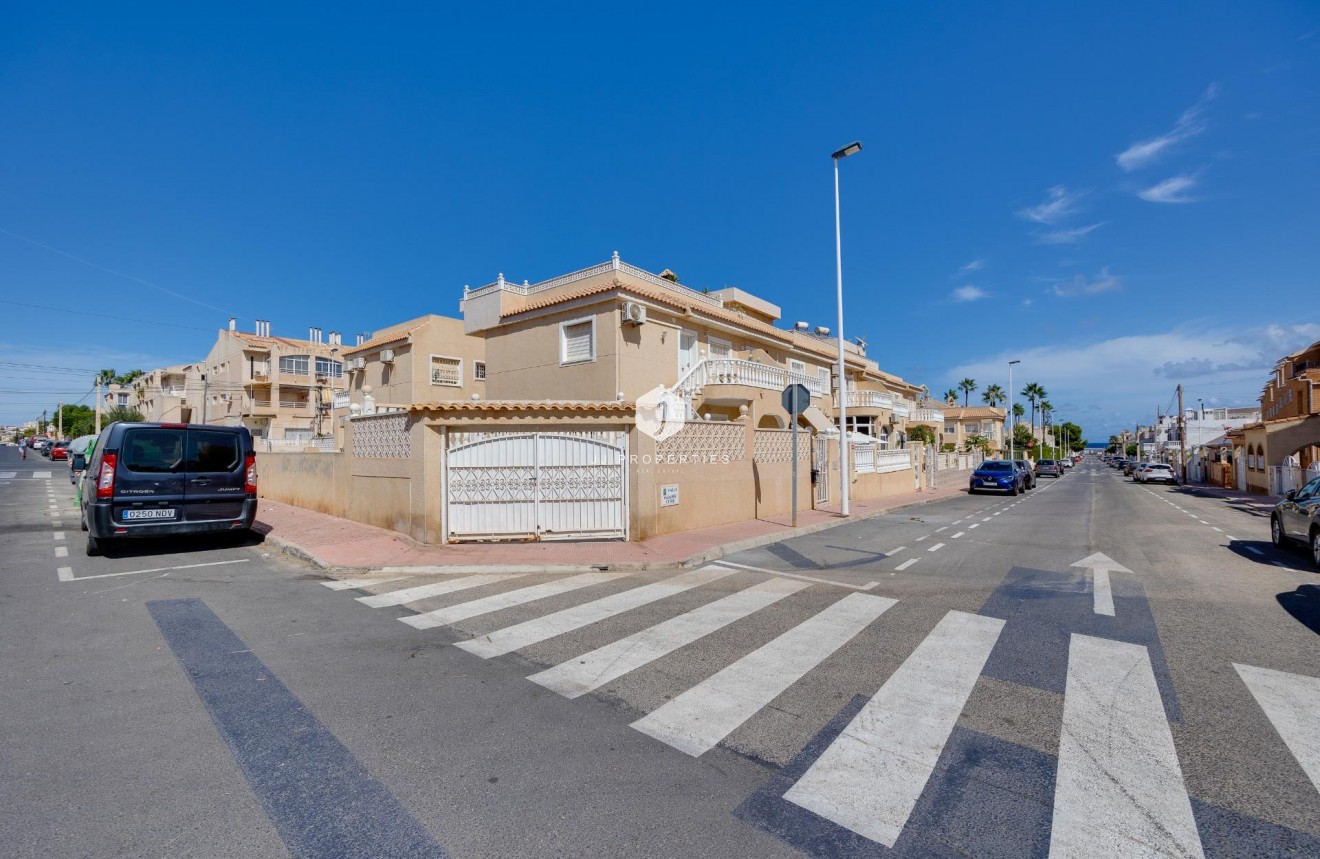 Tweedehands - Bungalow -
Torrevieja - Los Frutales
