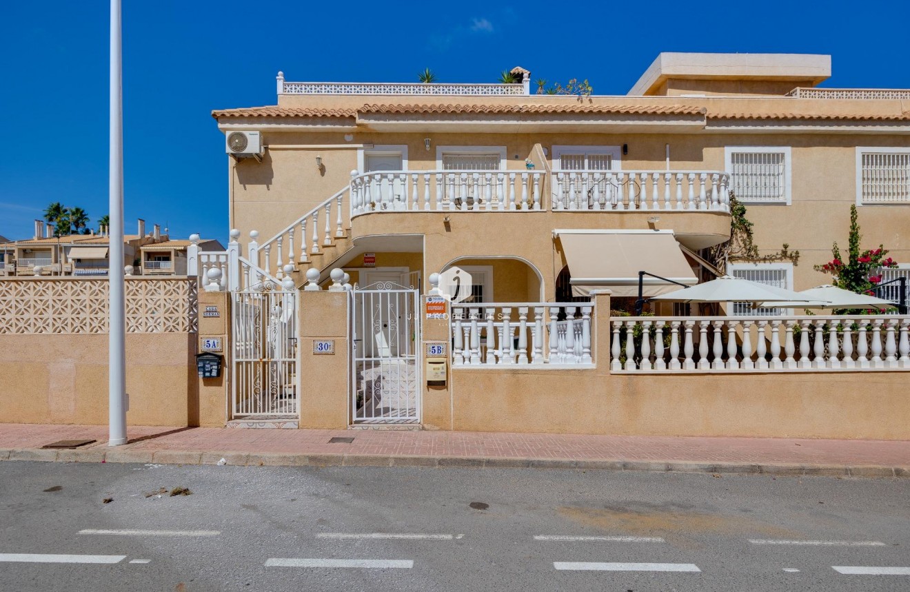 Tweedehands - Bungalow -
Torrevieja - Los Frutales