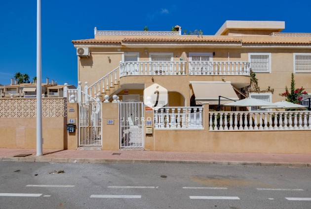 Tweedehands - Bungalow -
Torrevieja - Los Frutales